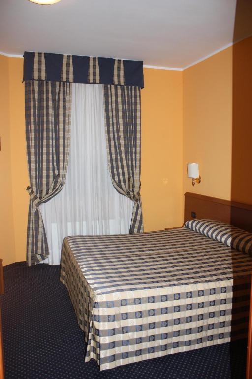 Hotel Tre Denti Cantalupa Habitación foto